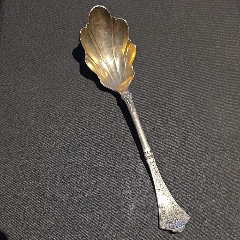 Antique Silverplate Rogers and Bro Ornate Scalloped SPOON